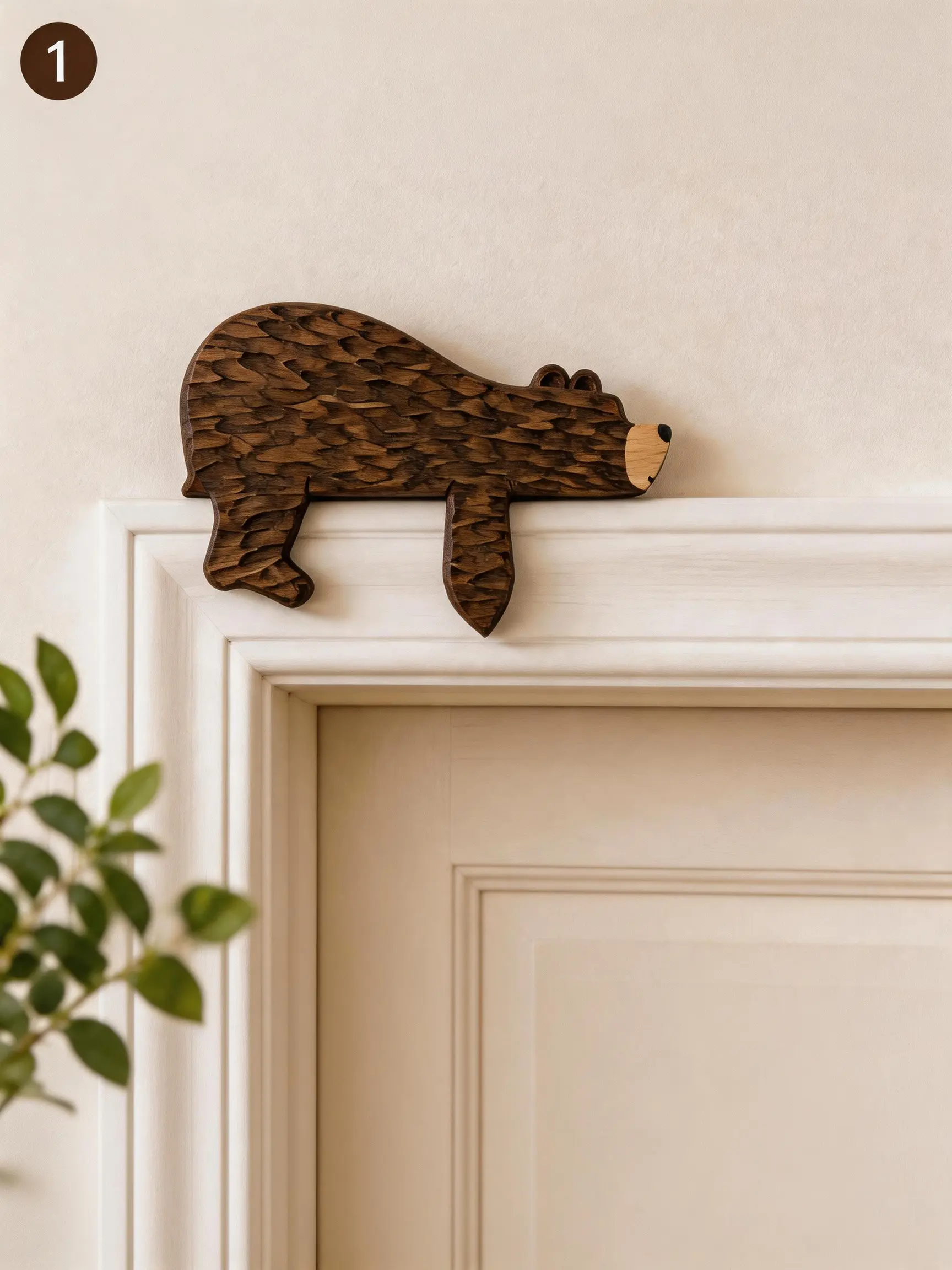 Single 1-Piece Animal Graphic Hanging Bear Decor, Creative Home Door Top Hanging Decor, Unique Housewarming Home Supplies Gift