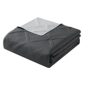 Grey Diamond Print Reversible King Quilt - Mainstays Textured Weave Microfiber Soft Bedding, Lightweight, Machine Washable