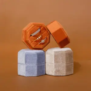 3 Slot Velvet Ring Box by Caitlyn Minimalist - Small Vintage Jewelry Box in Blue, Cream, & Orange - Display Case for Ring Sets - Wedding Ring Keepsake Box - Perfect Gift for Her