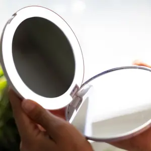 Circle LED Compact Mirror