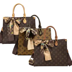 2026 New Light Luxury European Women Tote Bag Large Capacity Handheld One Shoulder Commuter Practical Handbag