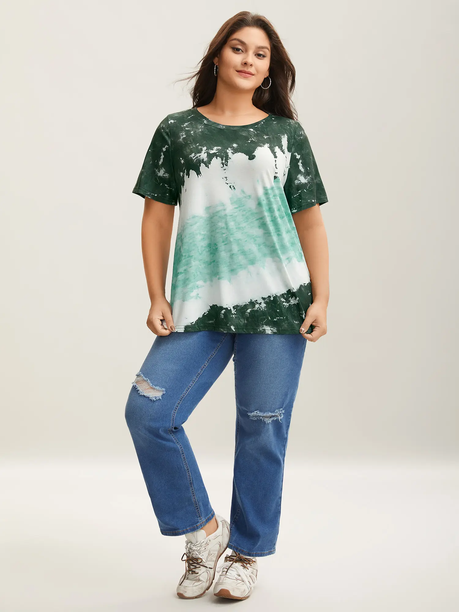 BLOOMCHIC Women's Plus Size Short-Sleeve Spandex Fabric Tie-Dye Round Neck Casual T-Shirt - 1-Piece Comfortable Fit Garment for Ladies M-6X Sizes 2026 Summer Vibes Womenswear Top Swimweek,Summerfinds,summeroutfit Fit Top