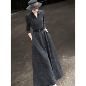 MEXCOCO 2025 autumn new style temperament high-end commuting V-neck waist slim dress women
