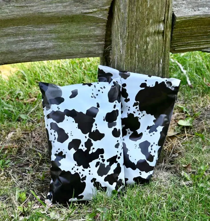 Cow hide 6x9 premium poly mailer Cow hide 6x9 premium poly mailer