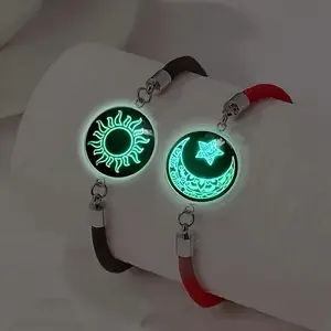 2-piece/set Fashion Couple Sun, Moon, And Star Boyfriend And Girlfriend Gift Box, Good Friend Combination Luminous Bracelet Set, Stainless Steel Sweat Resistant And Non Fading