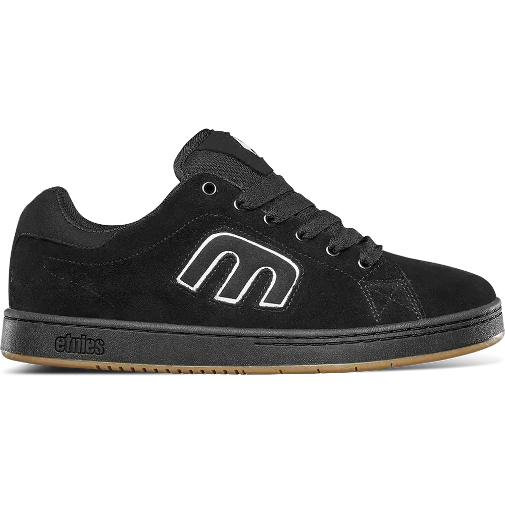 ETNIES Callicut Boys' Black Suede Low-Top Skateboarding Shoes - Icon Collection Skater Shoes, Suede Upper, STI Level 1 Insole, 400 NBS Rubber Sole, Laced, Streetwear & Athletic Wear Footwear
