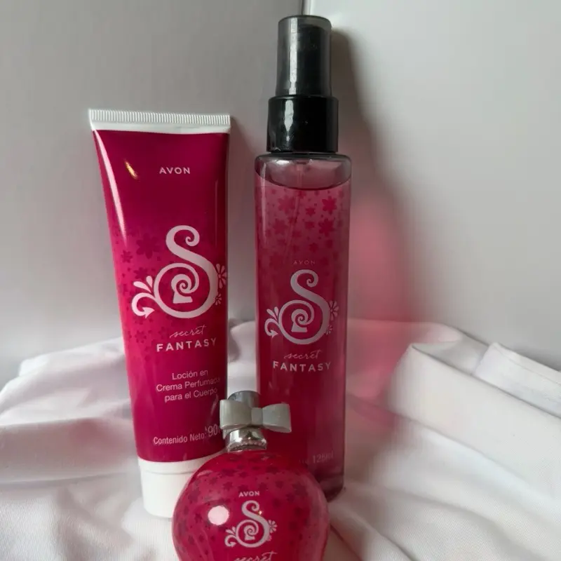 Fantasy set perfume spray y crema