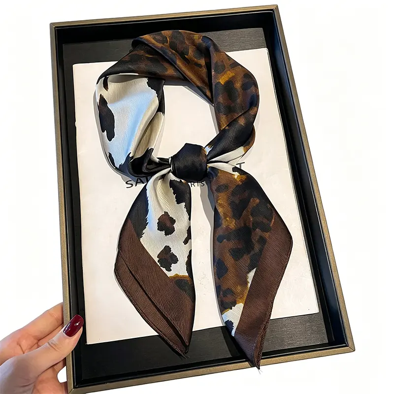 Vintage Printed Satin Scarf, 27.5-Inch Square Double-Sided Cloth Neckerchief for Men & Women, Lightweight Sun Protection, Cloth Neckerchiefs, Scarf Head Wrap