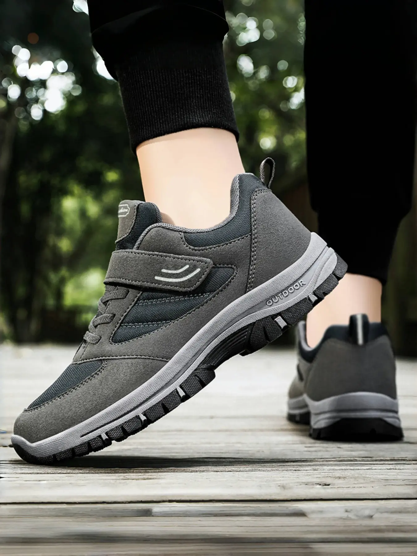 Men's Comfortable Soft Sole Walking Shoes, Mid-Aged Running Shoes, Jogging Shoes, Lightweight Velcro Sports Shoes, Casual All Seasons Footwear