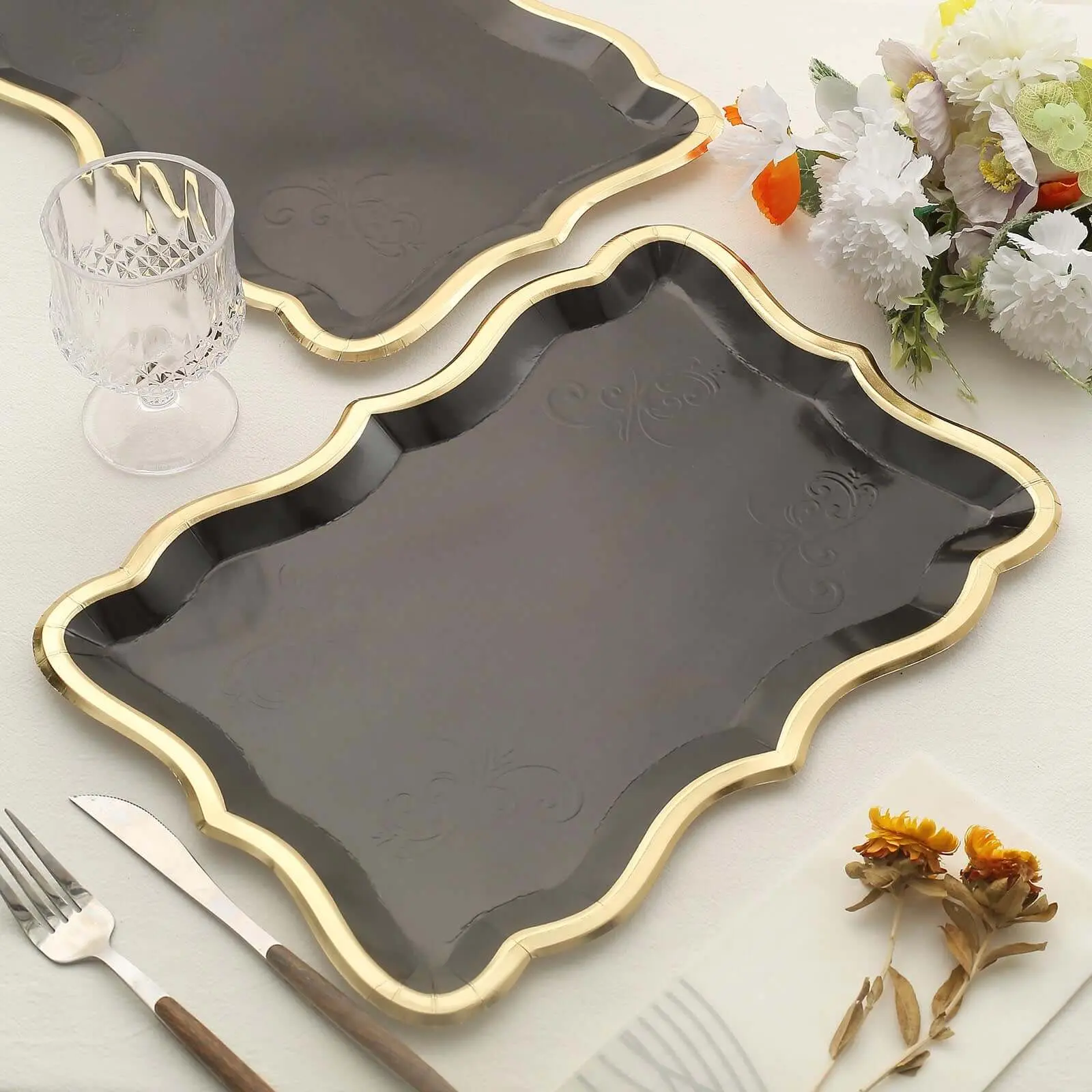 10-Pack Black 14"x10" Rectangle Disposable Paper Serving Trays - 400GSM Heavy-Duty Cardboard Platters with Exquisite Gold Rim for Weddings, Parties, Disposable Plates