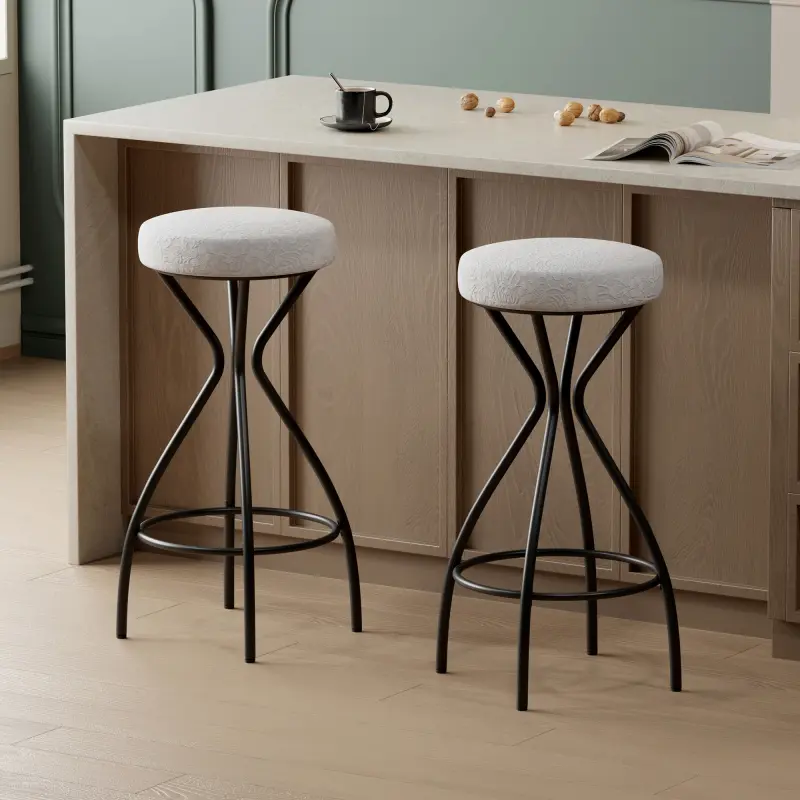 29'' Floral Print Counter Height Bar Stool with Footrest Set of 2 Upholstered Round Barstools for Kitchen & Dining Room (Black & White Print)