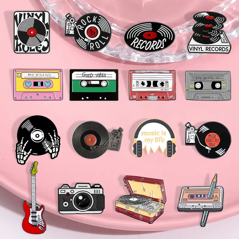 16pc Brooch Pins Set, Retro Music Series Metal Badges with Guitar, Vinyl Record, and Cassette Tape Designs for Jackets, 16Pc Music Series, Stylish Accessories, Retro Music Street Style