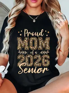 Proud Mom of A Senior 2026 Leopard Back to School Graduation T-Shirt