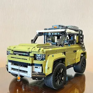2573pcs Large Tech Off-Road Defender Building Blocks, 1:8 Scale Car Model, Adult Collection, High-End Gift, Perfect for Enthusiasts