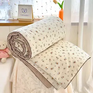 Ultra-Soft Summer Quilt, Thin Cooling Blanket, Single/double Size, Modern Style, Lightweight Bedding for Cool Rooms, Floral Print Quilt