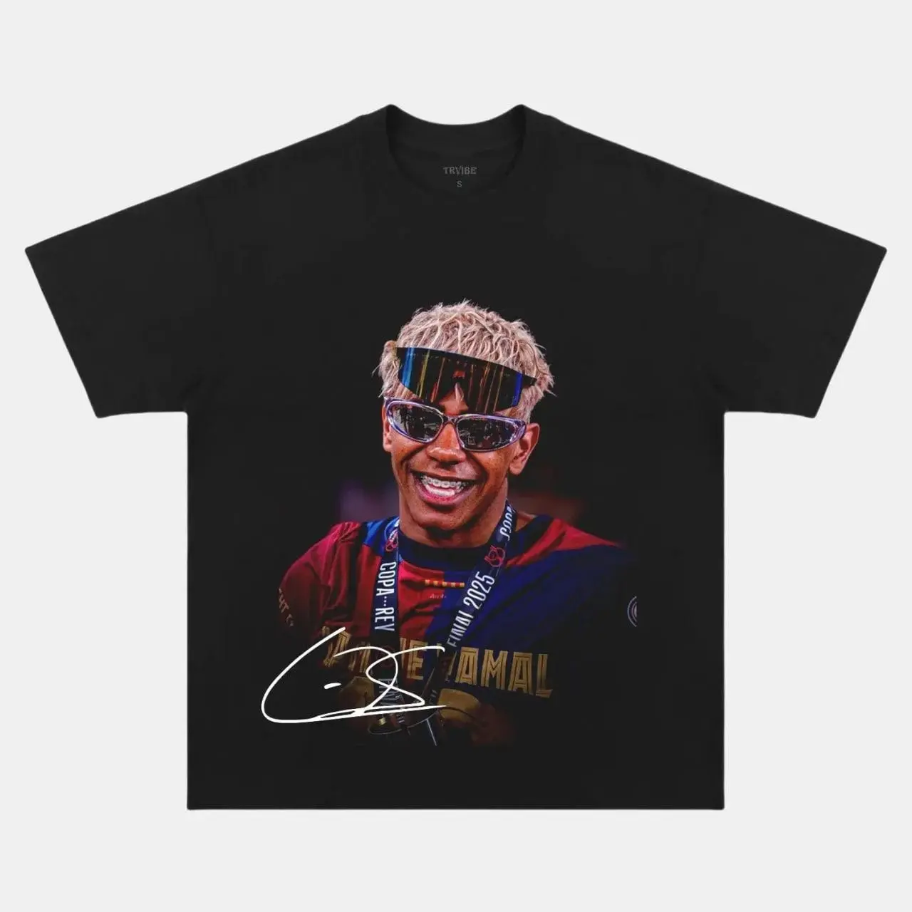 LAMINE YAMAL VINTAGE CLOTHES V2, Graphic T-Shirt, Gift for Men, Gift for Women, Crew Neck T-shirt, Trending T-shirt