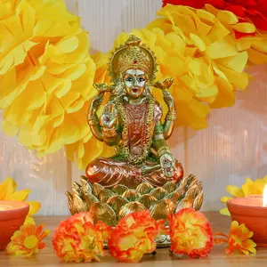 Lakshmi On Lotus 6.5" H lndian God Laxmi Statue Hindu Murti Item Home Temple Mandir Pooja Decor Hindu God and Goddess for Diwali Gifts Birthday Gifts for Indian People Religious Antique Ornaments