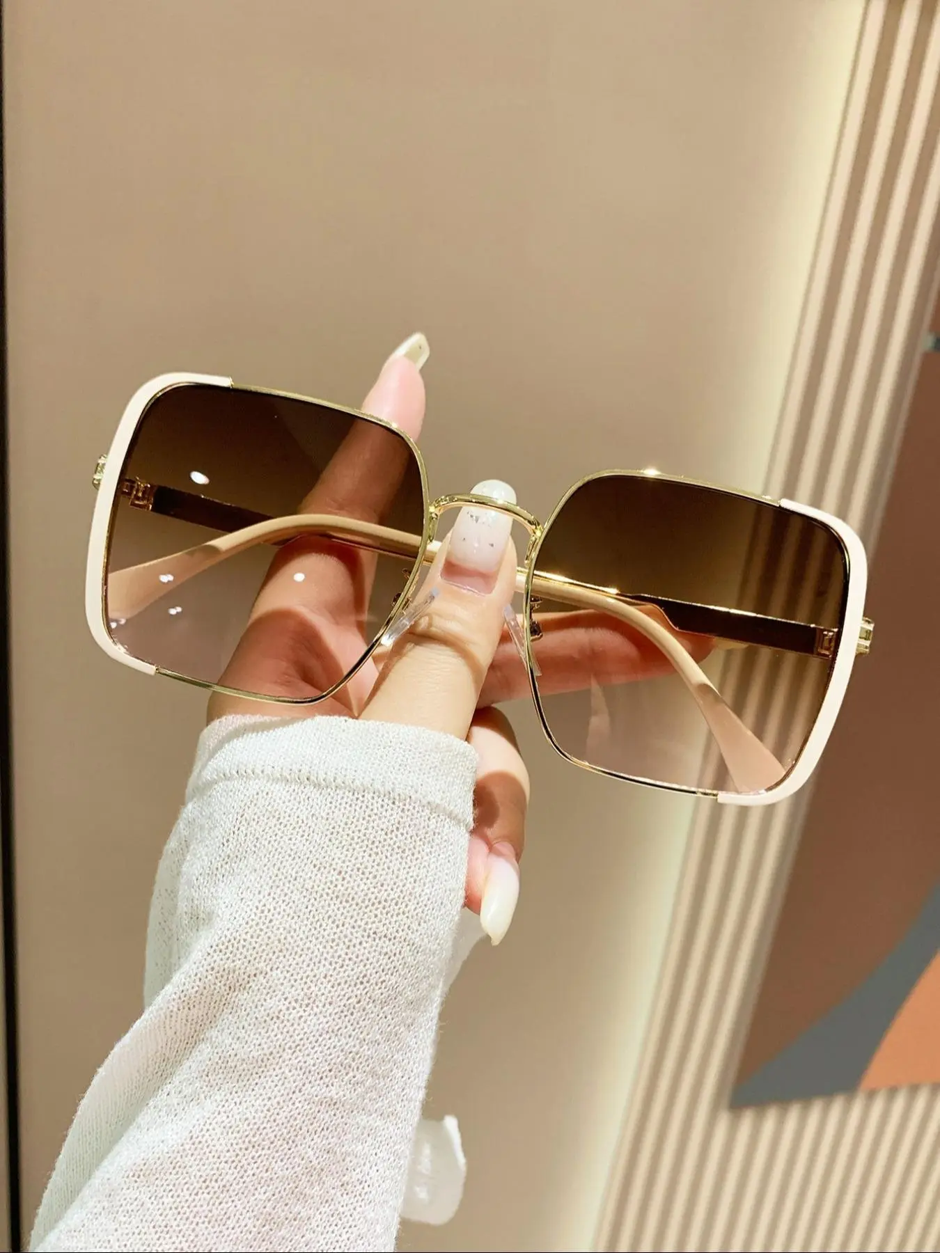 Square Frame Glasses, Trendy Casual Glasses for Everyday Use, Fashion Accessories for Outdoor Activities, Trendy Square Sunglasses, Trending Glasses