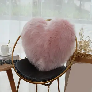 1 PCS Faux Fur Pillow Cover - Cozy Decorative Soft Furry Cushion for Living Room or Bedroom, Zipper Closure, Insert Not Included