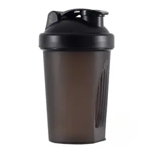 400ml Portable Plastic Drink Cup Shaker Bottles Sport Water Cups Whey Protein Powder Mixer Bottle Fitness Gym Shaker Outdoor