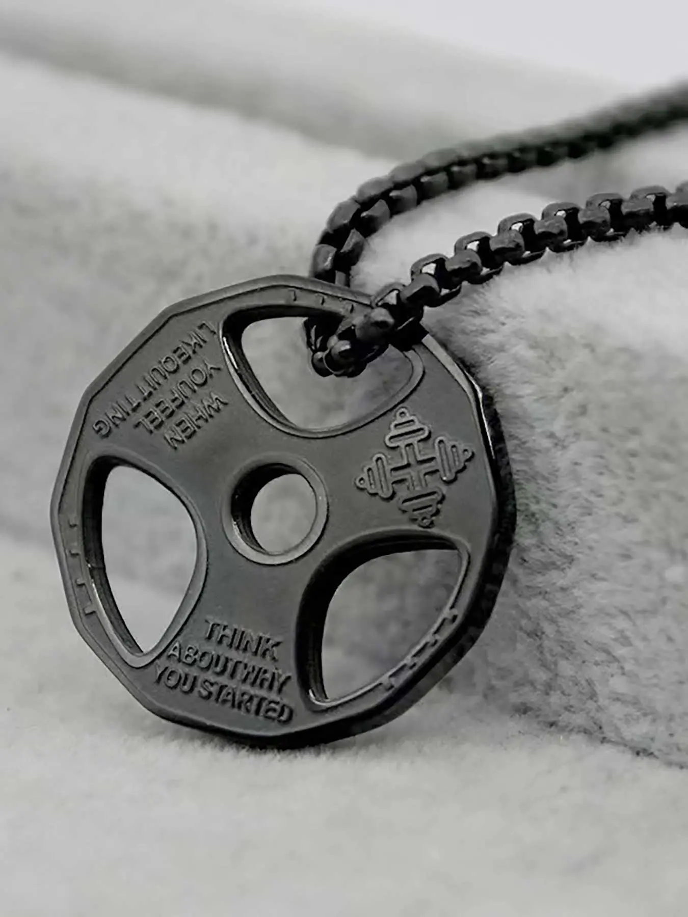 Men's Fashion Unique Trendy Style Dumbbell Charm Pendant Chain Necklace Zinc Alloy, Gym Workout Sports Matching Durable Necklace Jewelry for Men, Casual Versatile Accessories for Dates, Parties and Daily Wear Jewelry Gift