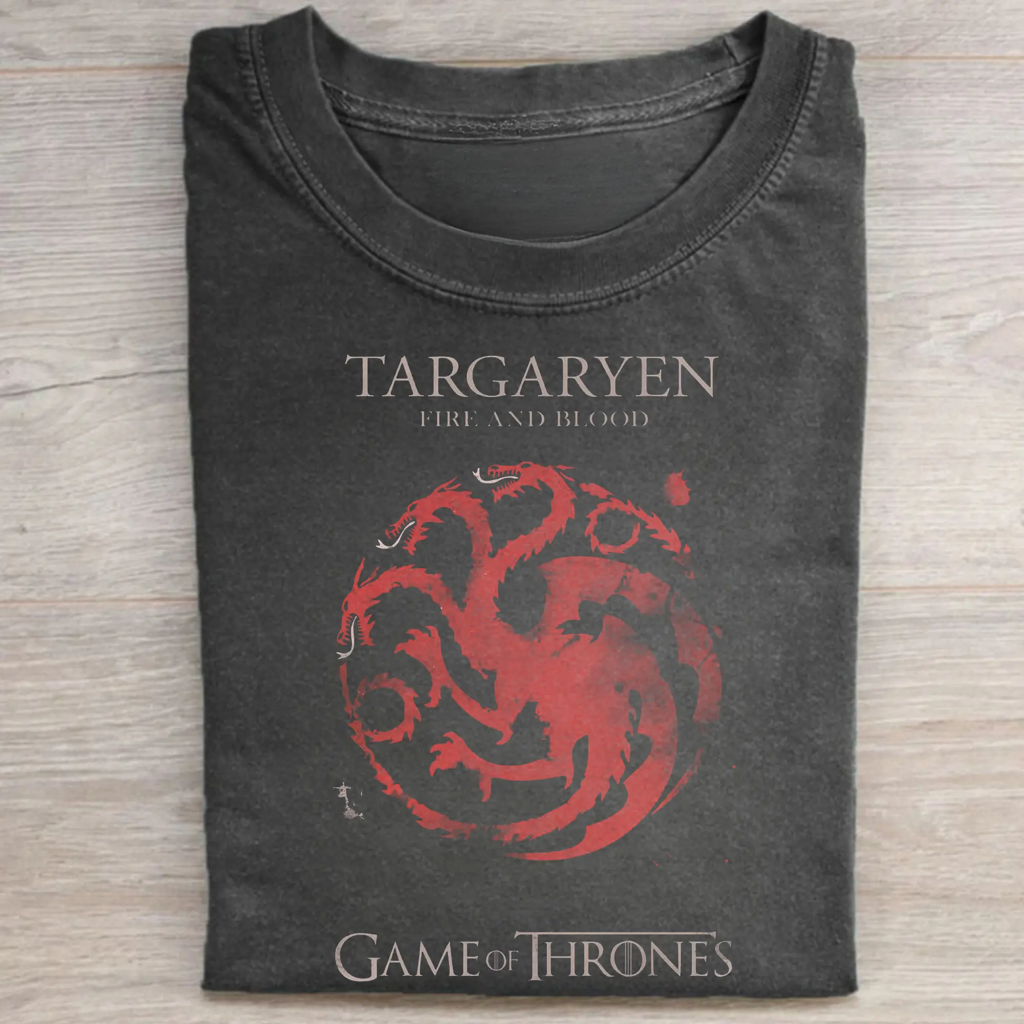 Gildan Men's Retro White Fitted Cut Game of Thrones T-Shirt - Casual Lightweight Cotton Short-Sleeve Crew Neck Apparel T Shirt with House Targaryen Fire Dragon Fire and Blood Graphic, All Seasons Streetwear, Cold Wash Menswear Print Top