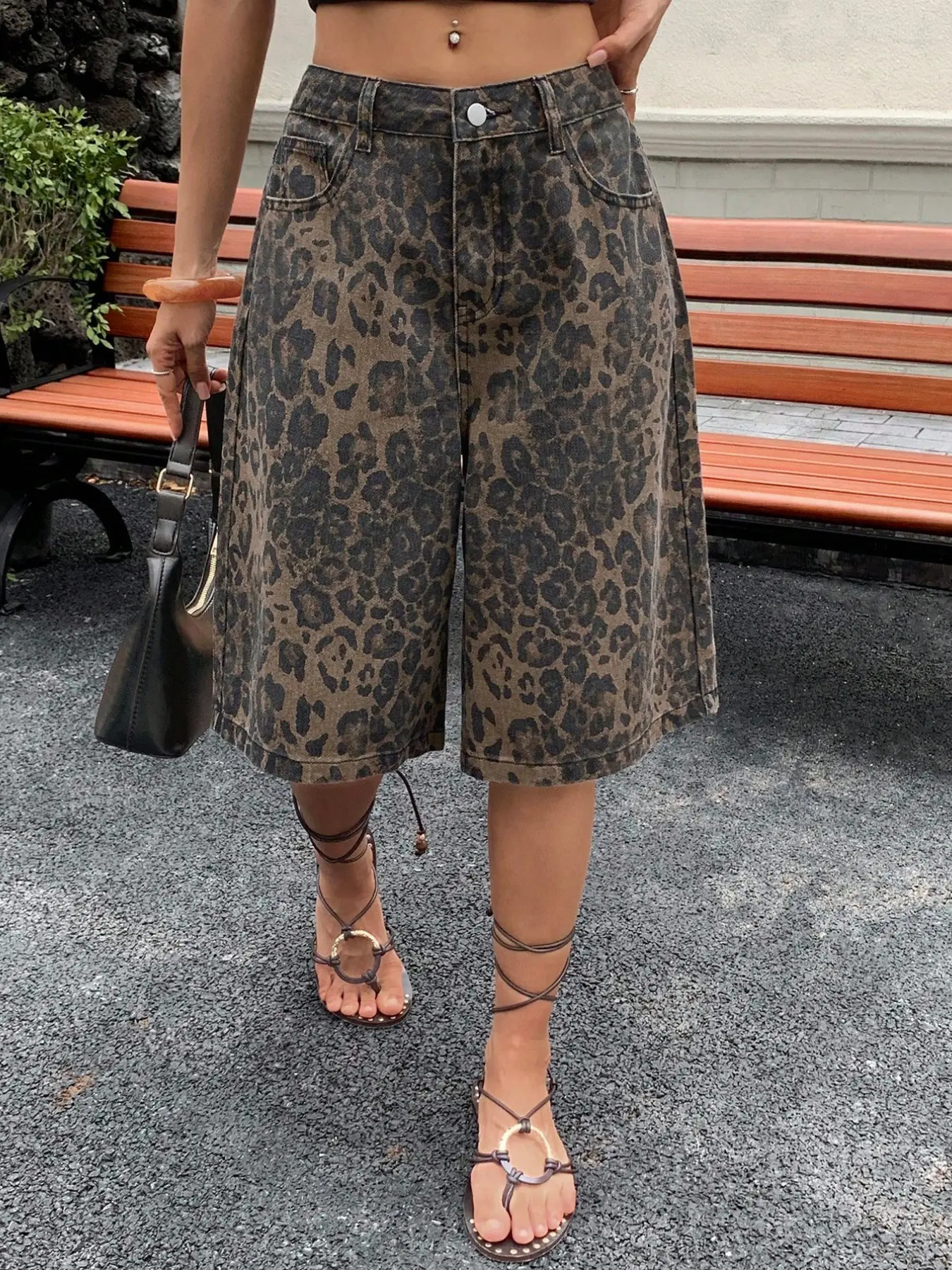 Trendy Women's Summer Plus Size Bermuda Denim Shorts, Pear-Shaped Slimming Wide Leg, Fashionable Bottoms, Button Shorts