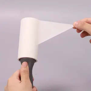 Super Sticky Pet Hair Lint Roller, 200/250 Sheets,Ideal for removing cat and dog hair from clothes, furniture and carpets.Comes with,plastic handle and refill roller cores, manual operation.4 replacement refills sold separately.50 sheets per roller.