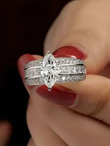 1 PC Classical Cubic Zirconia Solitaire Ring For Women For Valentine's Day Gift Wedding Anniversary Party Jewelry