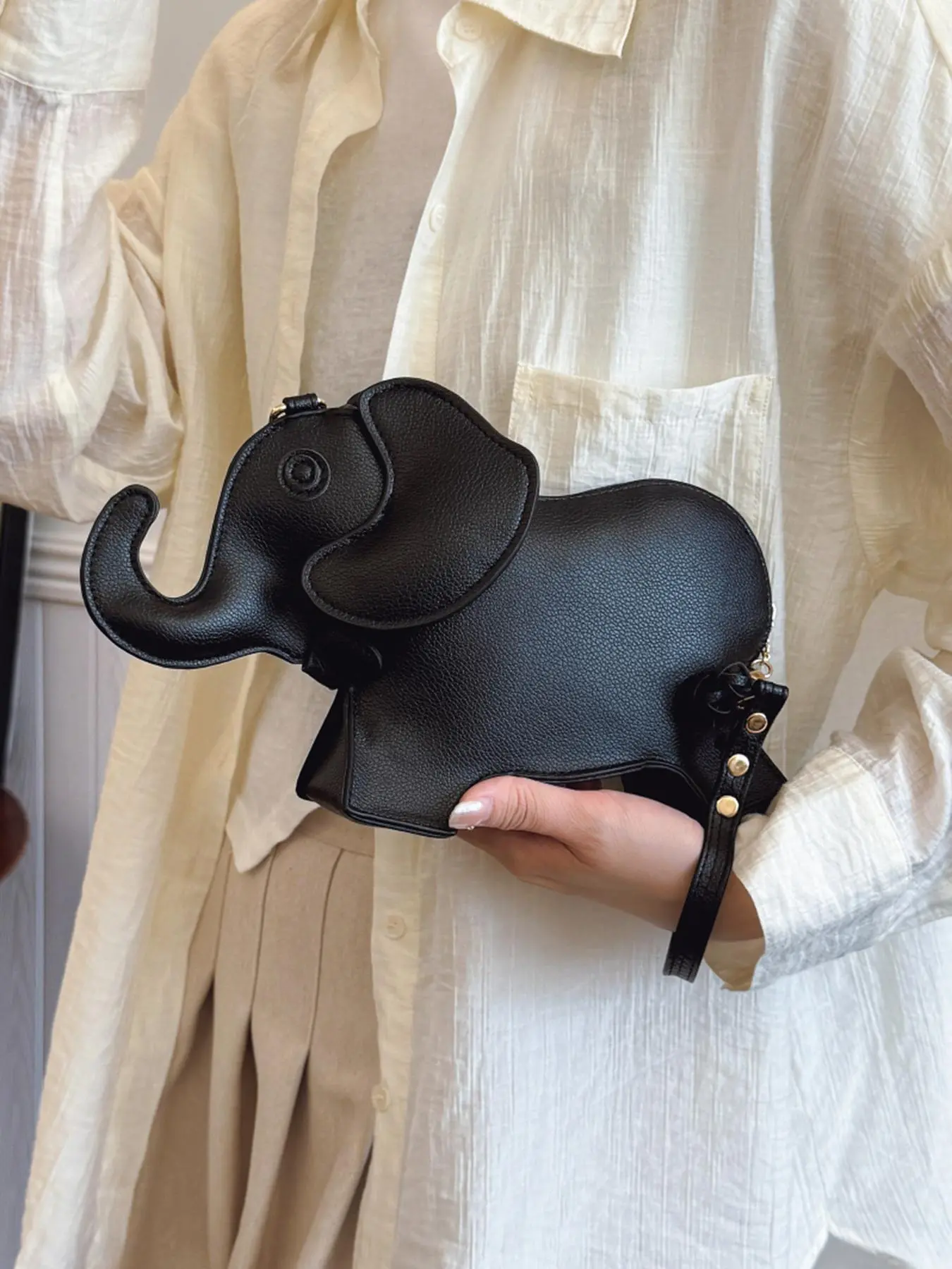 Women's Cute Elephant Shaped Crossbody Bag, Fashionable Solid Color Shoulder Bag for Daily Used, Casual Trendy Versatile High-quality Daily Commuting Bag, Chic Crossbody Purse, Daily Commute Bag, Casual Crossbody Bags, Daily Commuter Purse