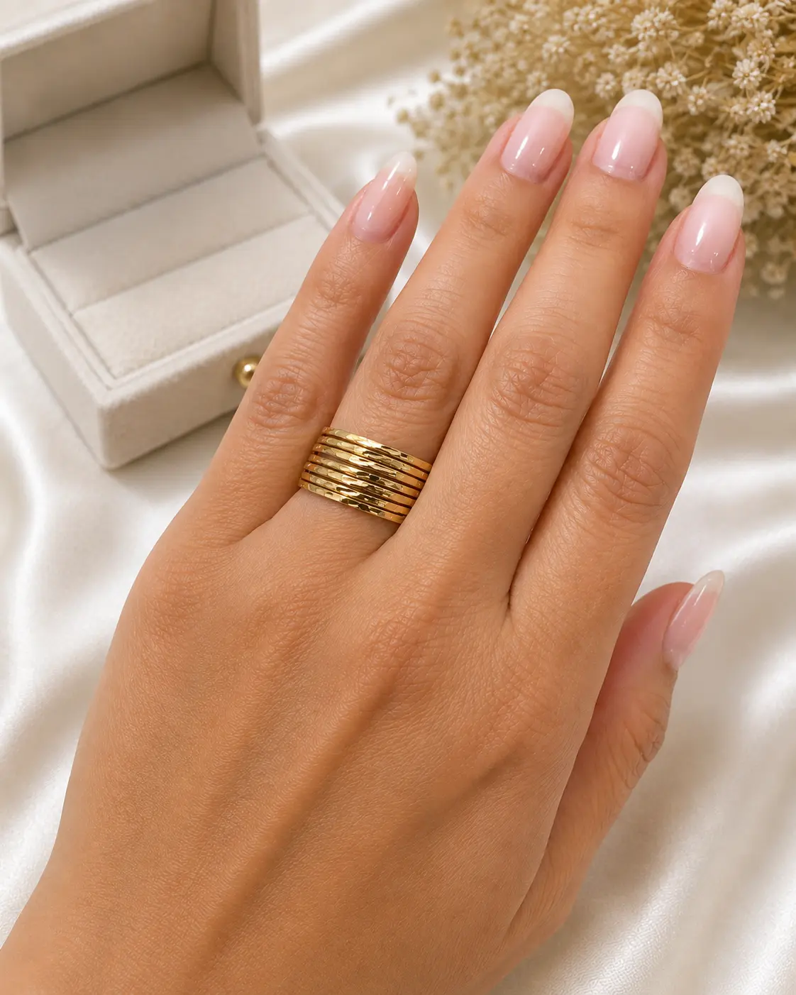 Anillo Semario en Gold Plated-7 aros 7 dias de estilo