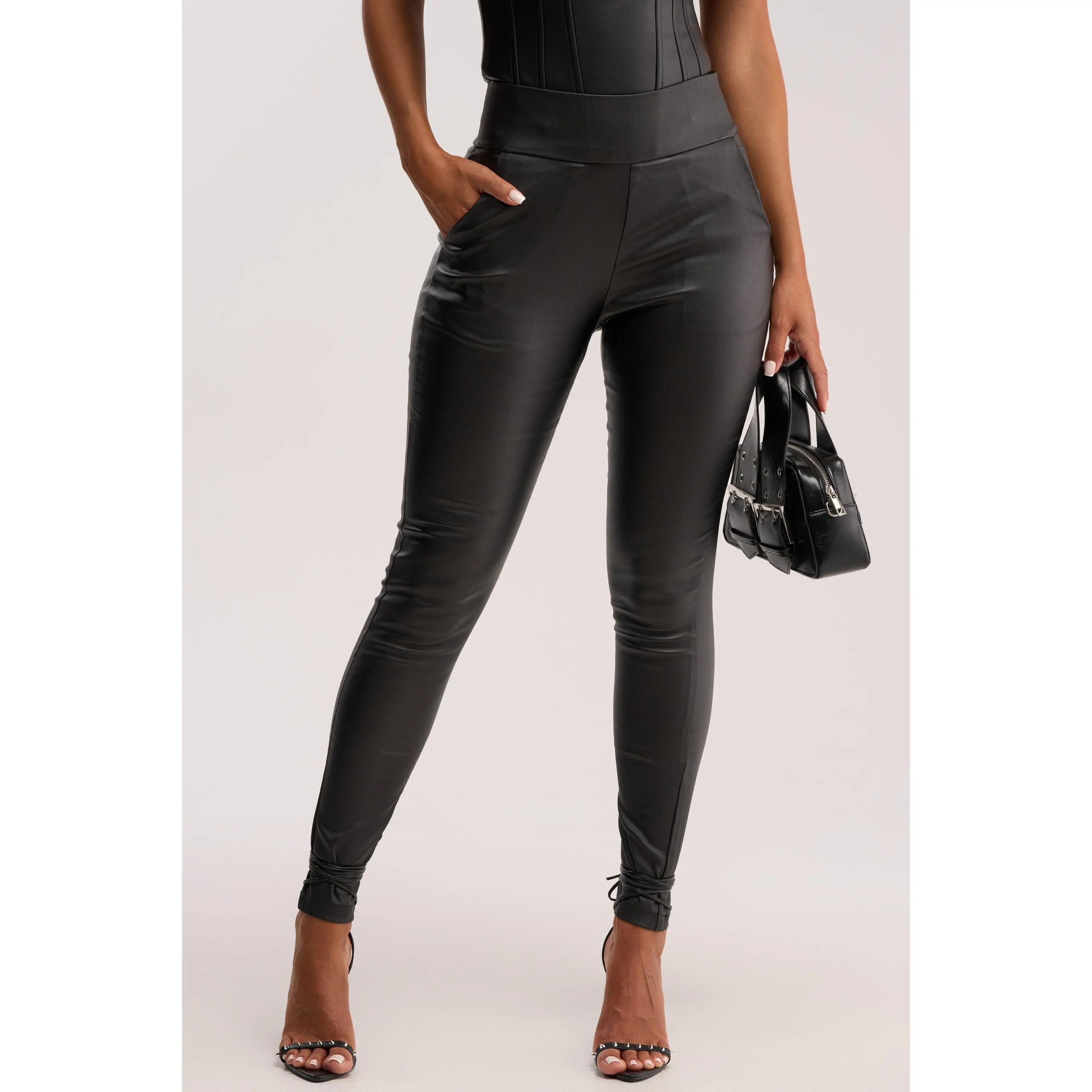 AMMO x AKIRA BIG BOOTY HIGH WAIST PLEATHER PANT WITH 4 WAY STRETCH