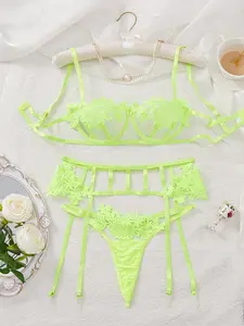Women's Floral Pattern Sexy Lingerie Set, Chic Comfy Breathable Bra & Thong & Garter Belt Set for Daily Wear, Women Lingeries for All Seasons