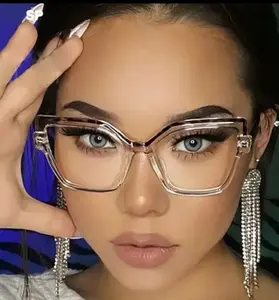 Candy Cat Eye Glasses – Sweeten Your Look with Bold Elegance