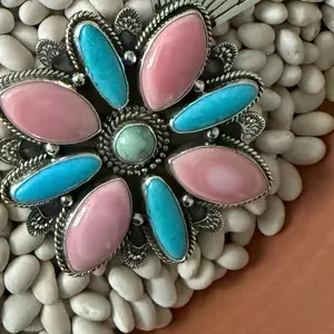 Pink conch and turquoise pendant
