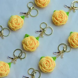 Handmade Crochet Rose Keychain, 1 Count/2 counts Cute Flower Keychain, DIY Crochet Flower Keychain, Floral Pattern Keychain for Backpack Decor, Car Key Decoration, Wedding Party Gift