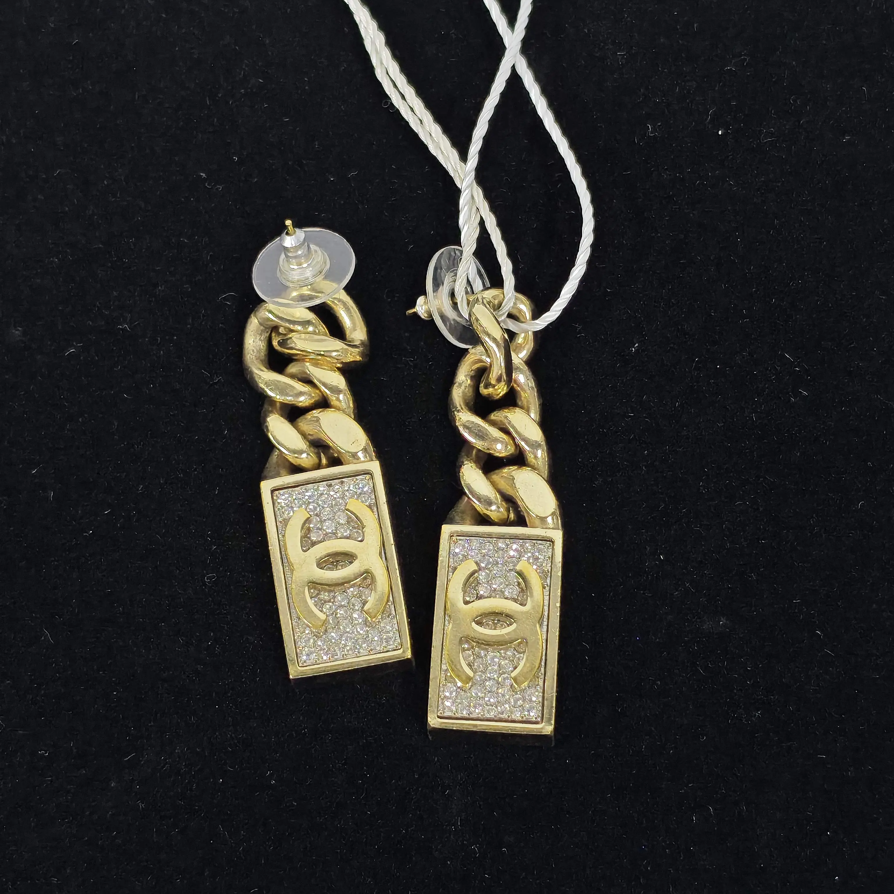 Pre-owned Chanel Double C Stud Earrings with Diamond Set Plaque Pendant（SZS 04066）