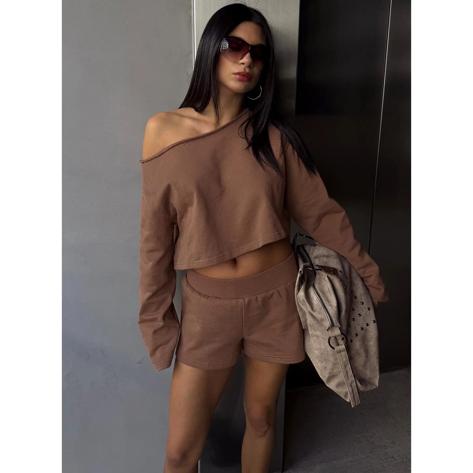 Retreat Raw Edge Off Shoulder Jumper Cocoa