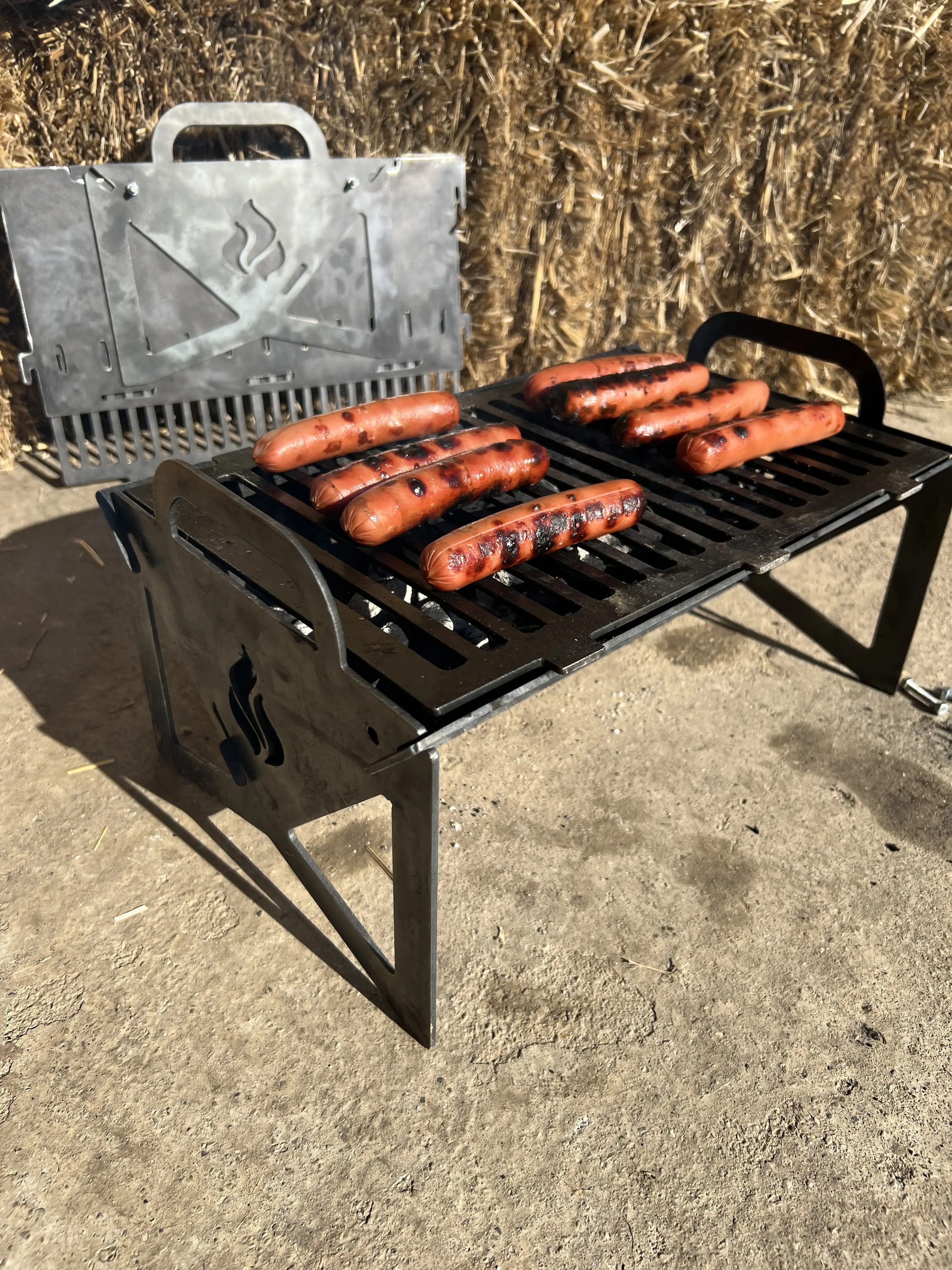 Steel Metal Portable Charcoal Grill that Folds Up/Unpainted and Unseasoned/Raw Steel