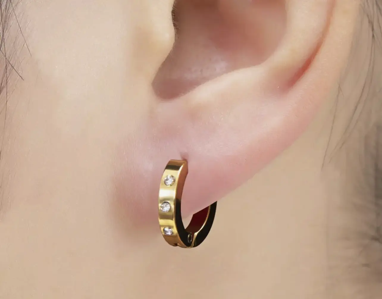 Hoop Earrings Gold Tone Rhinestone Circle Stainless Steel