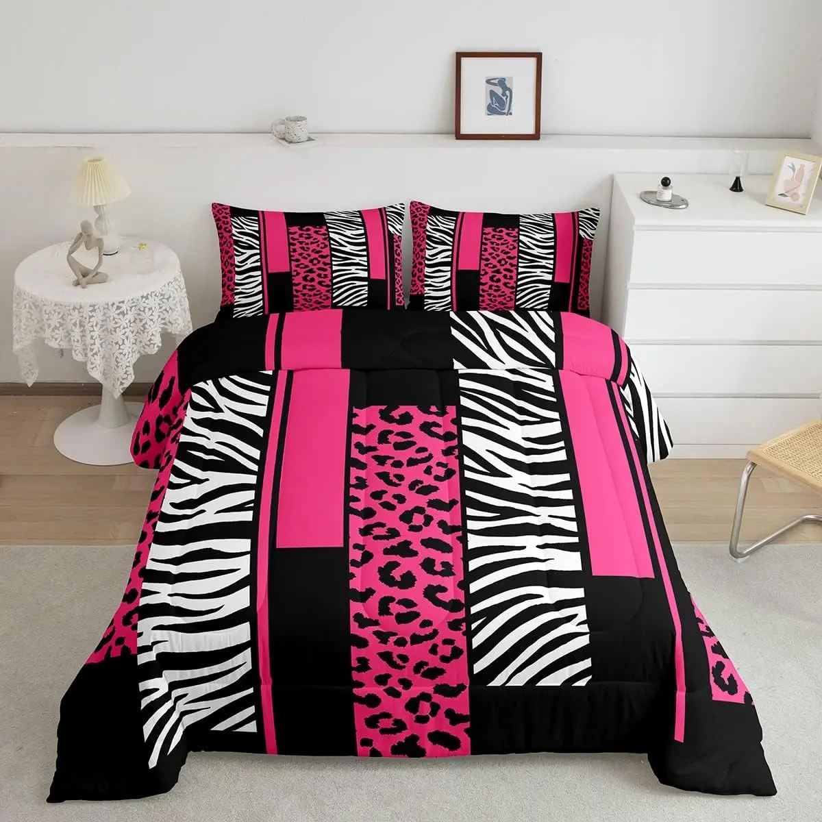 Luxury Microfiber Queen Bedding Set - Decorative, Quilt, Bedding Comforter Variants with Desert Leopard, Zebra, Cheetah Animal Prints, Pink White Black Safari Designer Linens for Bedroom Decor, Decorative Bedding Set, Quilt Bedding Set