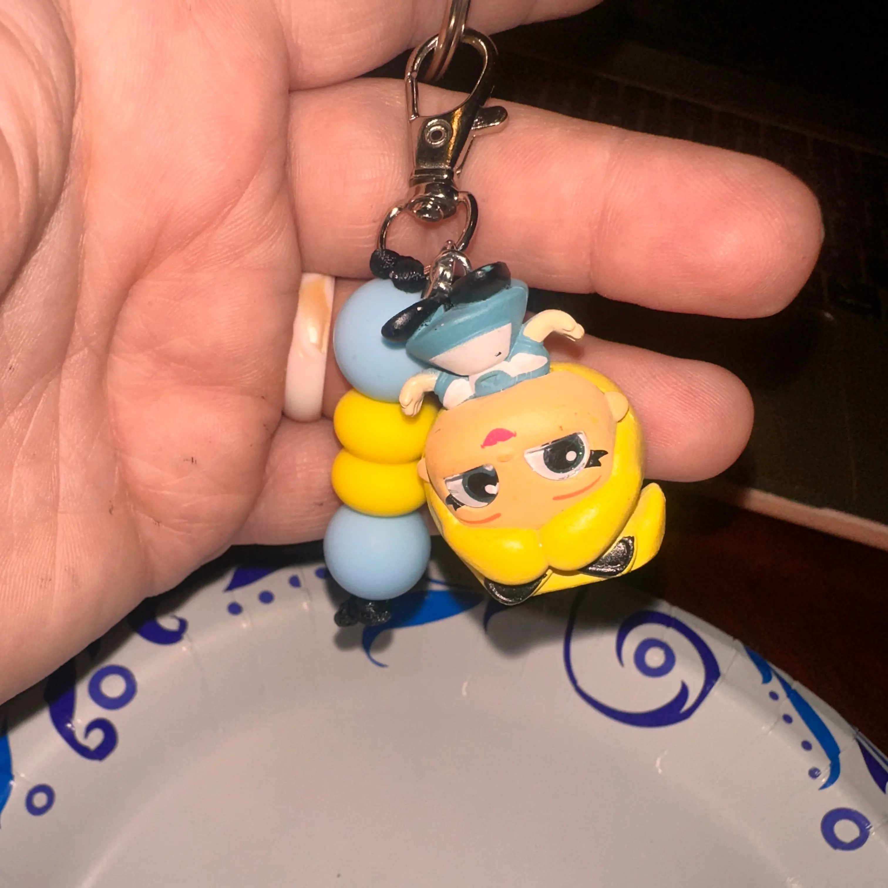 Alice in wonderland Doorable keychain