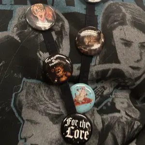 VEVOR Button Maker Machine, TikTokShopBlackFriday, 2.28 inch/58mm Pin Maker with 100pcs Button Parts, Ergonomic Arc Handle Punch Press Kit, Button Maker with Panda Magic Book, For Children DIY Gifts and Christmas