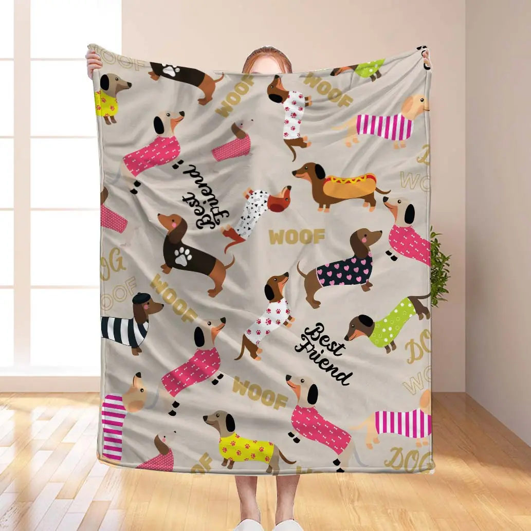 Sausage Dog Decorative Blanket, Flannel Blanket - Warm, Lunch Blanket, Small Cover Blanket, Machine Washable, Suitable for All Seasons, Great for Outdoor Camping, Beach, Office, Pets, Sofa and Living Room, Holiday Gifts, Cozy Throw Blanket