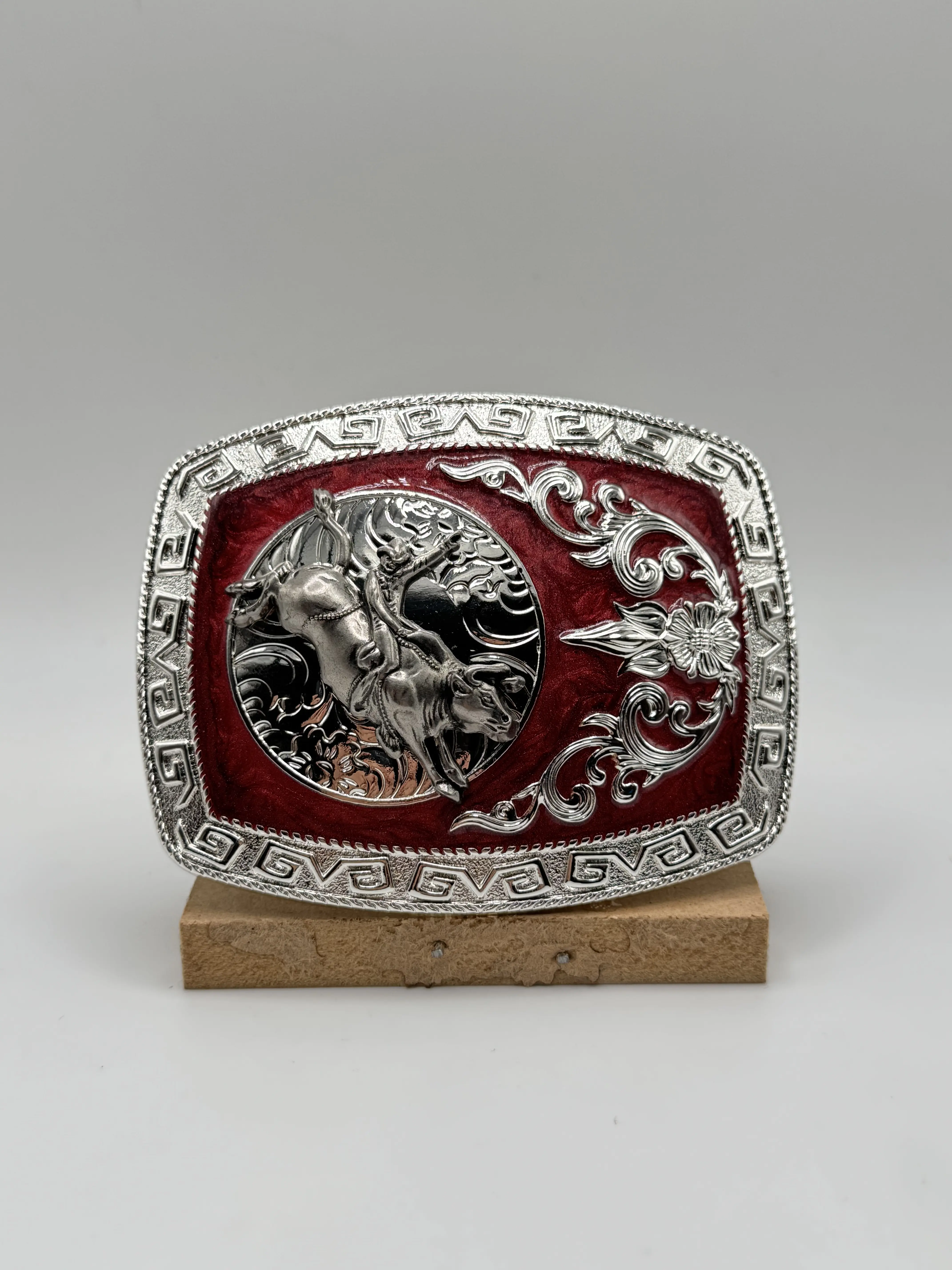 Bull-rider belt buckle- corner design