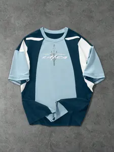 Men's Colorblock Functional Style Loose T-Shirt, Soft Fabric with Contrast Stitching and Futuristic Logo, Vintage Fashion for Music Festivals