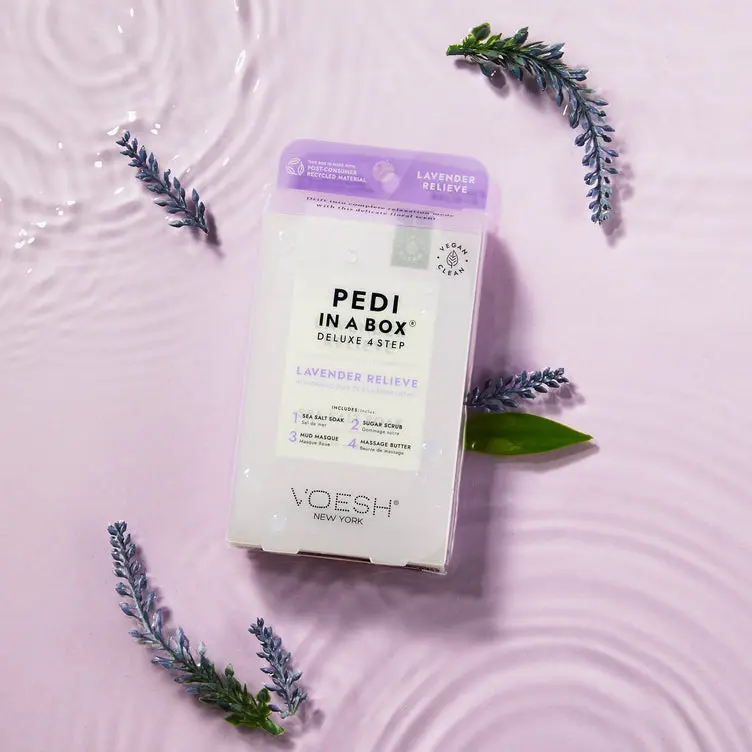VOESH 4-Step Deluxe Pedi in a Box Lavender Scented Pedicure Kit with Organic Sugar, Green Tea Detox Masks, Red 40, Glycerin, Bentonite, Panthenol for Nail & Personal Care