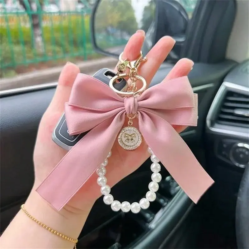 Keychain with Bow, Large Bow Tie, Carrying Bag for Hanging, Ornament, Bag Decorations, DIY Headphone Case, Accessories