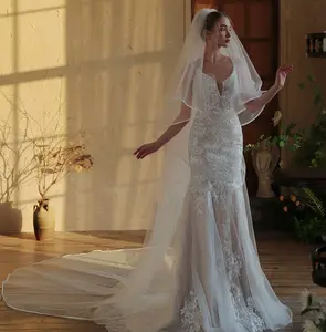 Wedding Bridal Veils — Cathedral, Chapel & Fingertip Lengths | Handcrafted Lace, Pearl & Tulle