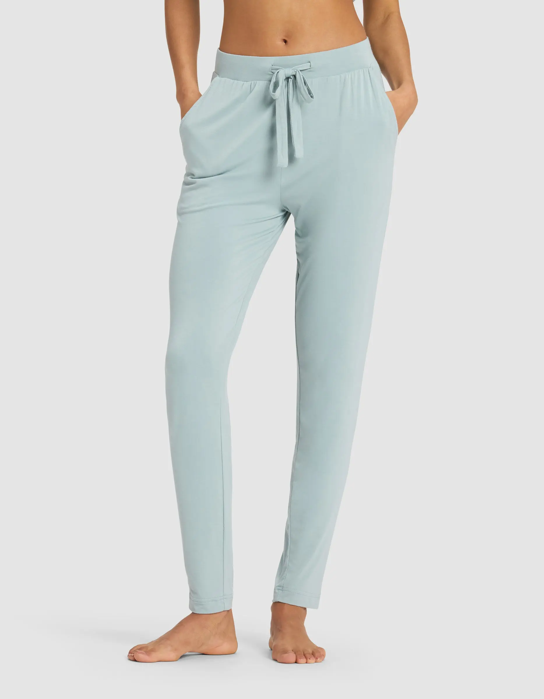 Cozy Earth Women’s Bamboo Stretch-Knit Tapered Pant | Soft Bamboo Viscose Lounge Pants with Drawstring Waist & Pockets